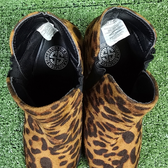 SIMPLY SOUTHERN | 147258 LEOPARD HEELED ANKLE CHELSEA BOOTIES - Picture 10 of 16